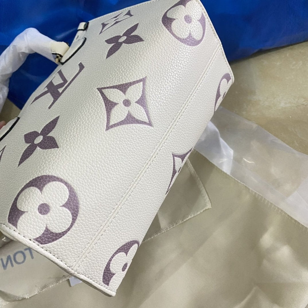 ONTHEGO PM 25 CREME GEPRÄGTES GENARBIGES RINDLEDER 