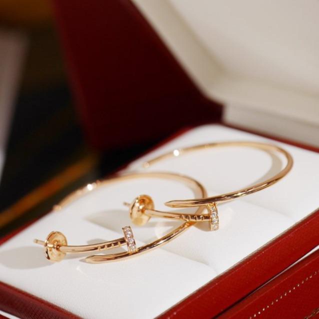 Imperial Juste Ohrringe mit Diamanten, 1,8 mm 