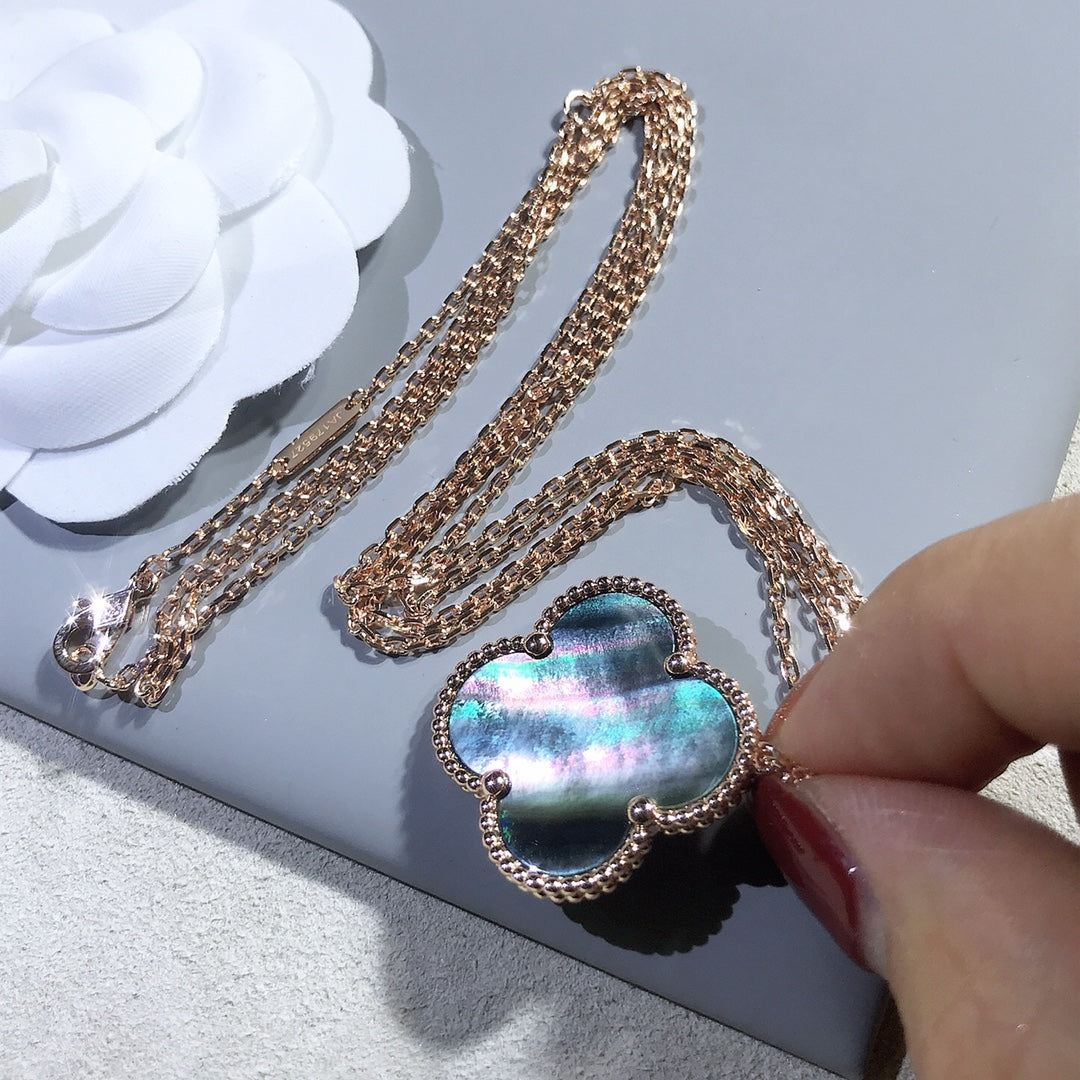 Imperial CLOVER 25MM GOLD DARK MOP BIG CLOVER NECKLACE