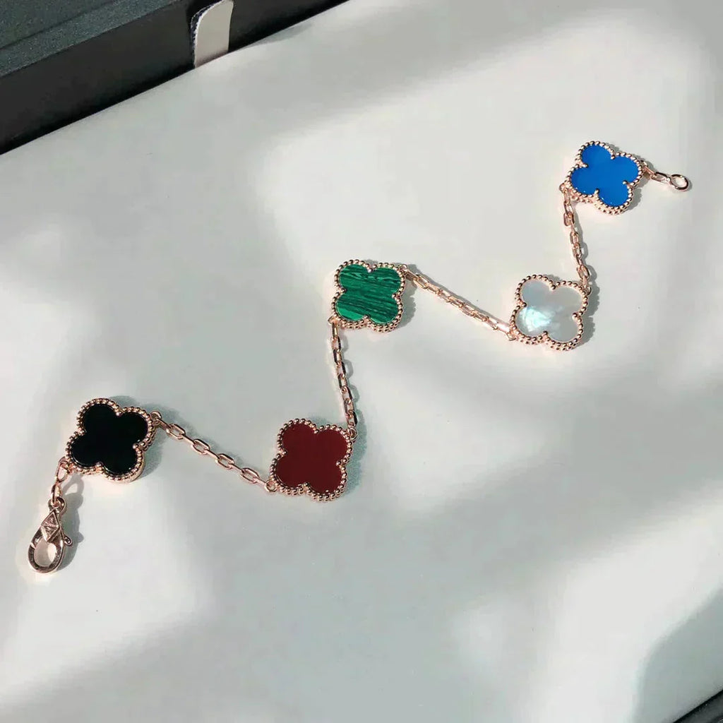 [Imperial]Nuevo BRAZALETE MULTICOLOR TREBOL 5 MOTIVOS