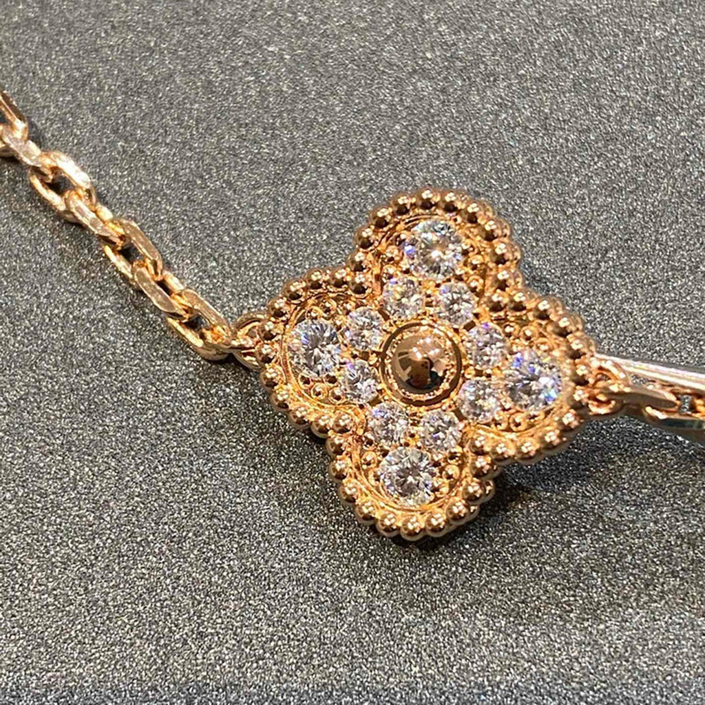 Imperial CLOVER 5 MOTIFS VOLLDIAMANT-ARMBAND