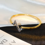 ¡®Imperial¡¯VOLTE UPSITE DOWN GOLD DIAMOND BRACELET