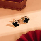Imperial CLOVER MEDIUM 1 MOTIFS ONYX STUD EARRINGS