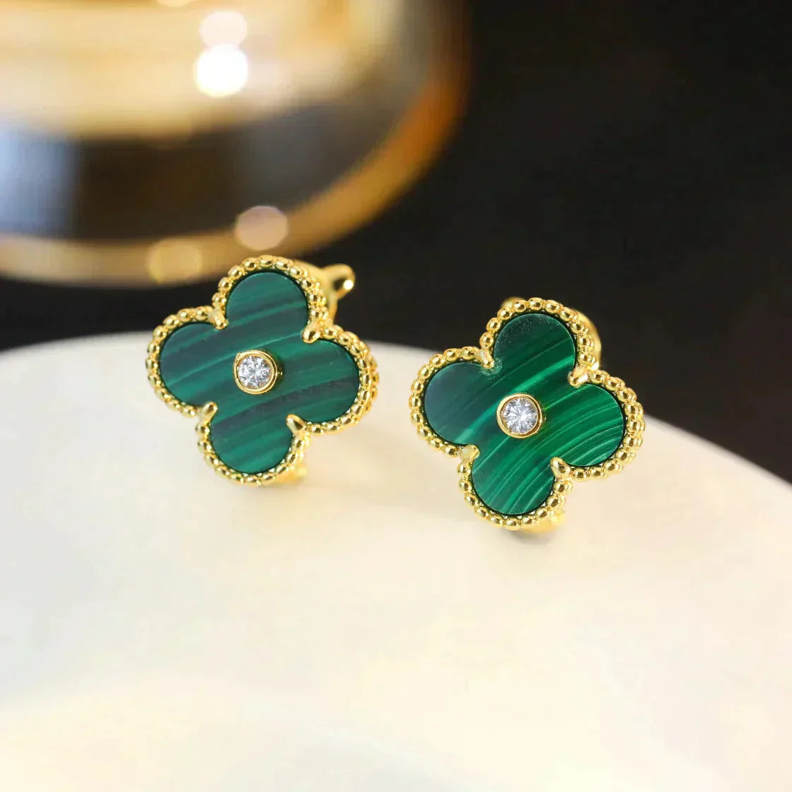 Imperial CLOVER MEDIUM 1 MOTIFS MALACHITE DIAMOND EARRINGS