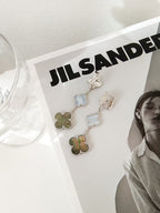 ¡®Imperial¡¯CLOVER 3 MOTIFS CHALCEDONY DARK MOP SILVER EARRINGS