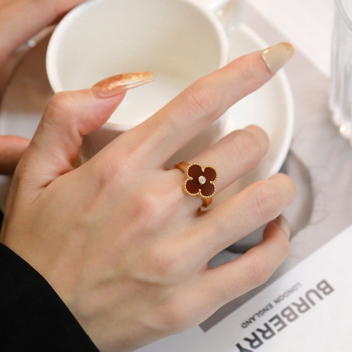Imperial CLOVER CARNELIAN RING ROSE GOLD DIAMOND