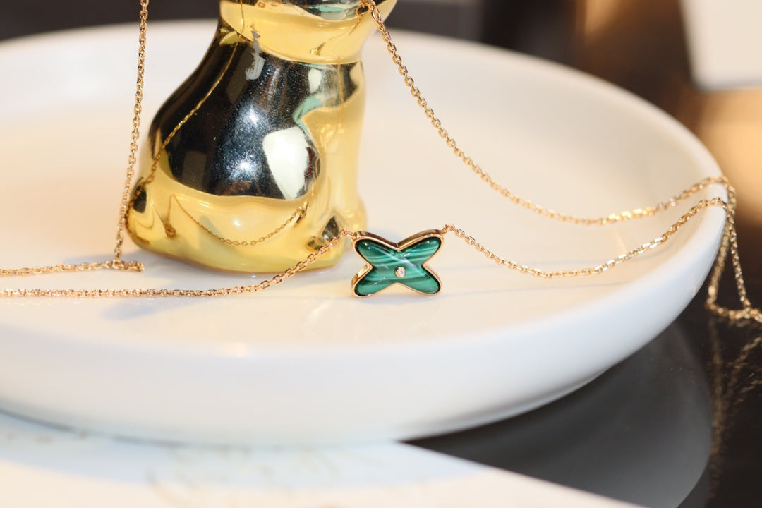 Imperial Jeux Malachit 1 Diamant Halskette aus Roségold