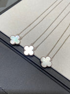 ¡®Imperial¡¯CLOVER MEDIUM SILVER WHITE MOP NECKLACE