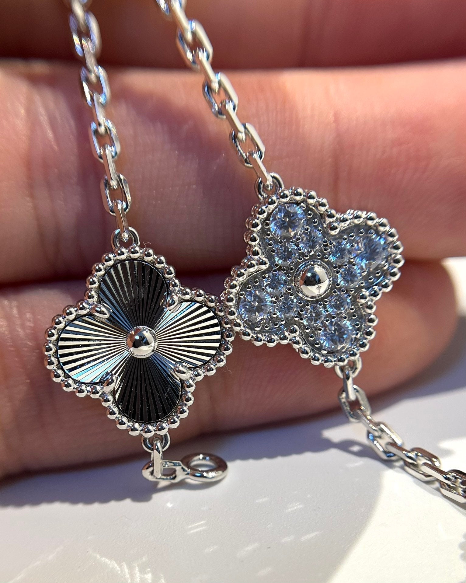 Imperial CLOVER 5 MOTIF SILBER DIAMANT-ARMBAND