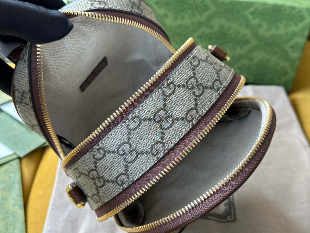 GG Multifunktions-Mini-Rucksack 19 in Beige und Braun (Canvas)