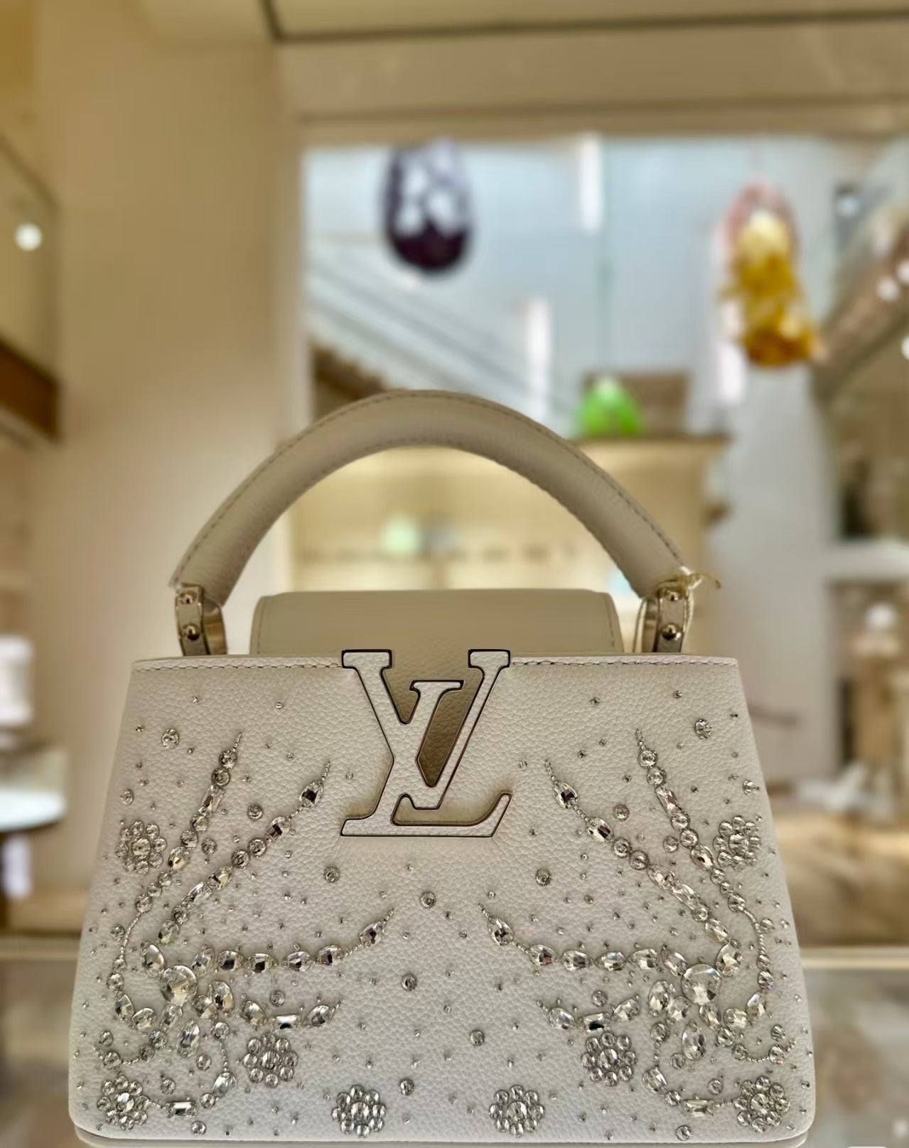 ONTHEGO 2025 NEUE KLASSISCHE SCHWARZE MINI-HANDTASCHE MIT STRASSVERZIERUNG