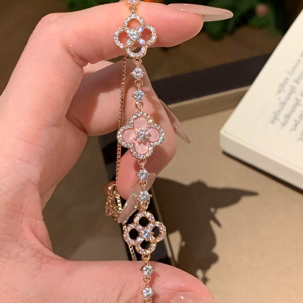 Imperial CLOVER 5 MOTIF PINK BLUE RED WHITE ARMBAND 