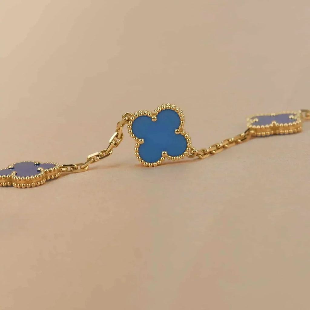 ¡®Imperial¡¯CLOVER 5 MOTIFS BLUE AGATE BRACELET