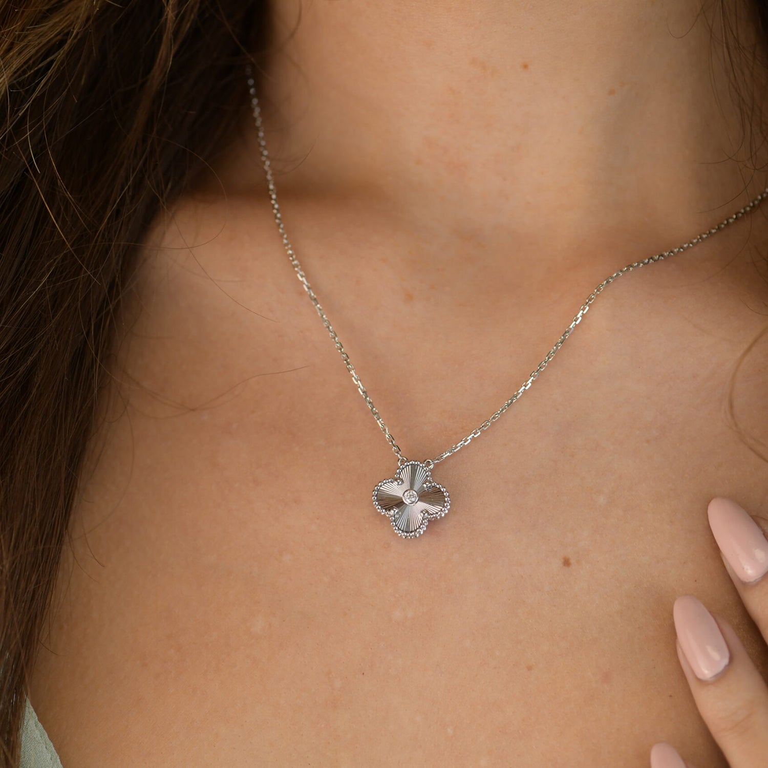 ¡®Imperial¡¯CLOVER  15MM DIAMOND LASER NECKLACE SILVER