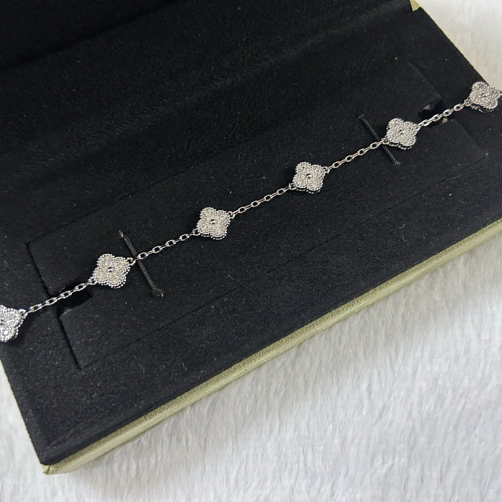 [Imperial]Nuevo BRAZALETE DE DIAMANTE TREBOL 6 MOTIVOS