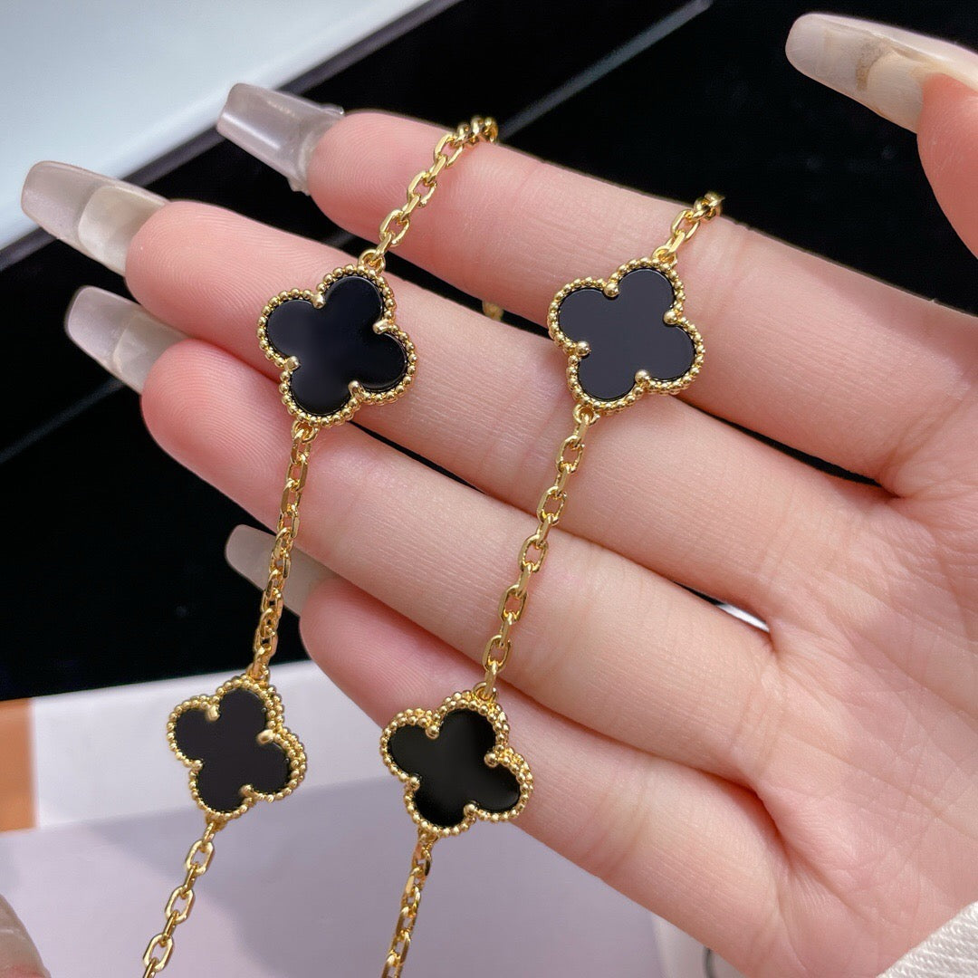 ¡®Imperial¡¯CLOVER 10 MOTIFS ONYX NECKLACE