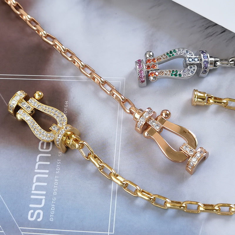 Imperial FORCE Armband aus Metall mit großem Hufeisenverschluss