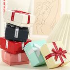 SCHLEIFENKNOT-SCHMUCKSCHACHTEL GESCHENKBOX (OHNE LOGO)