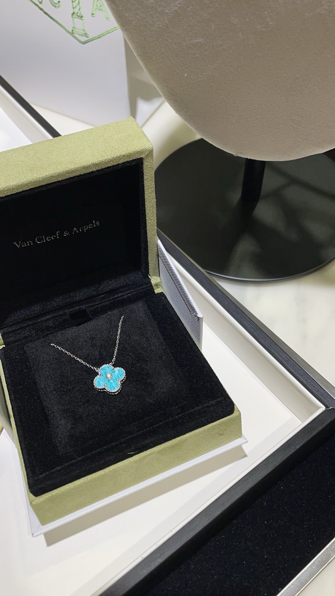 Imperial CLOVER 15MM DIAMANT-SVRES-PORZELLANKETTE SILBER