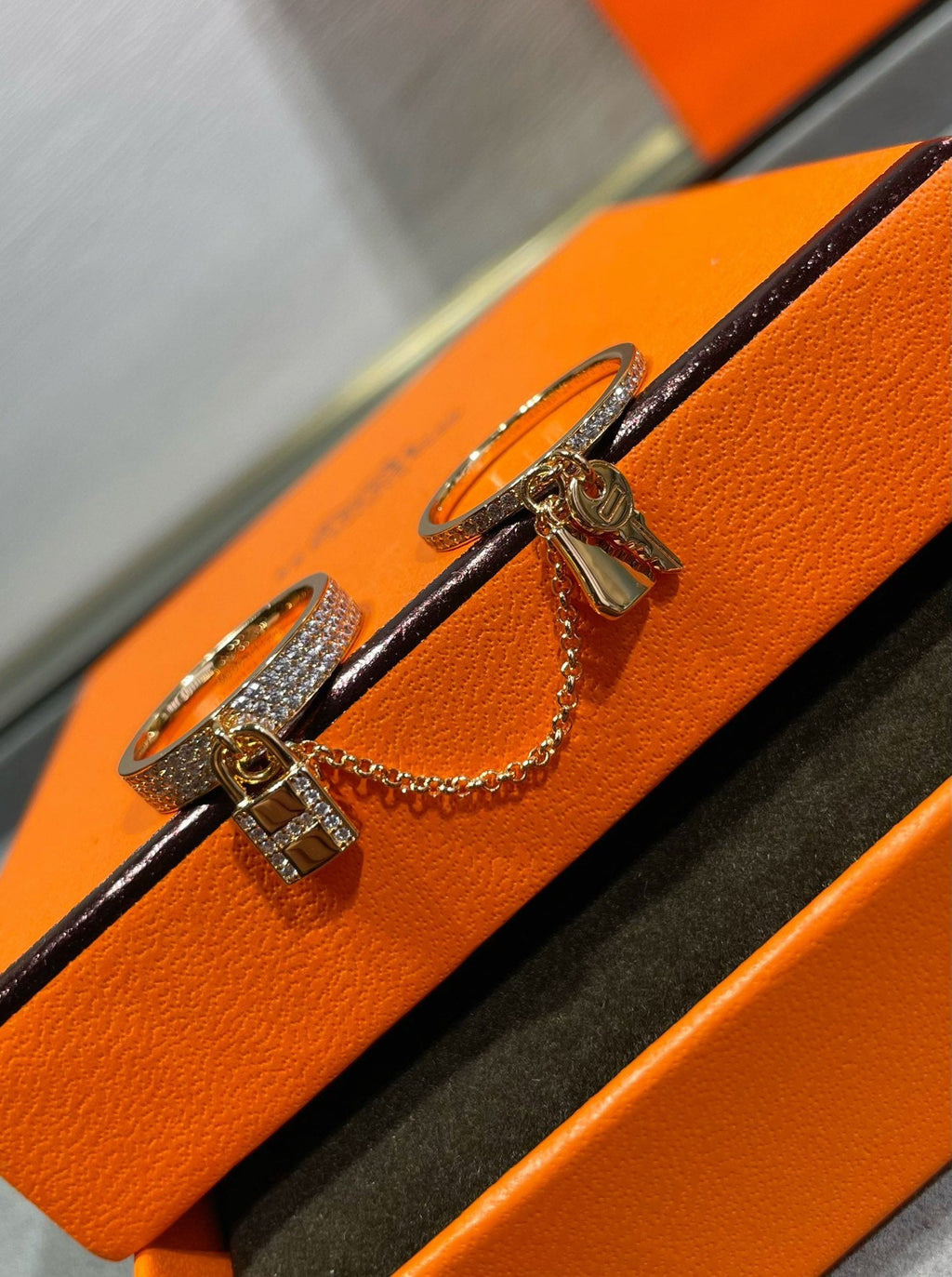 Imperial H&amp;M Kelly Clochette Doppelring mit Diamanten