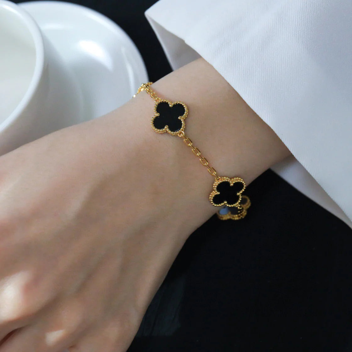 ¡®Imperial¡¯CLOVER  5 MOTIFS BLACK ONYX BRACELET
