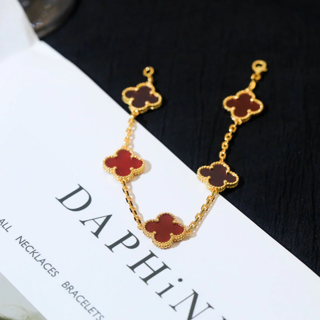 [Imperial]Nueva COLECCIÓN DE BRAZALETE TREBOL 5 MOTIVOS CORNALINA ROJA