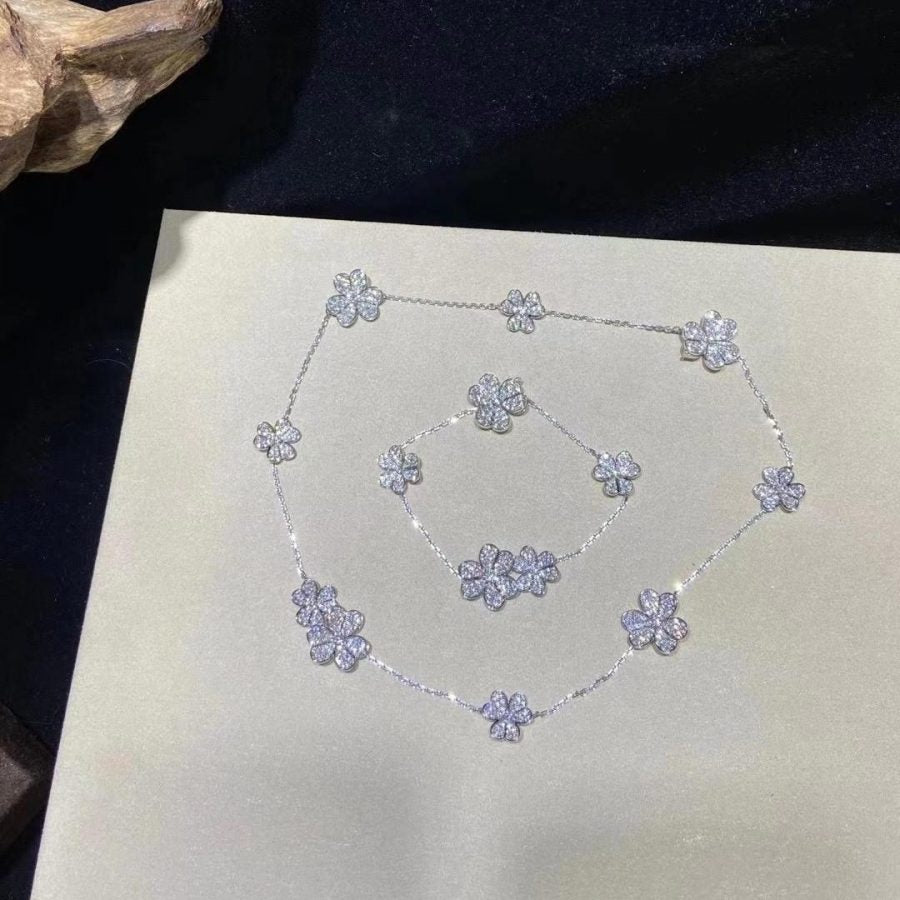 Imperial Frivole Silbernes Armband mit 5 Blumen