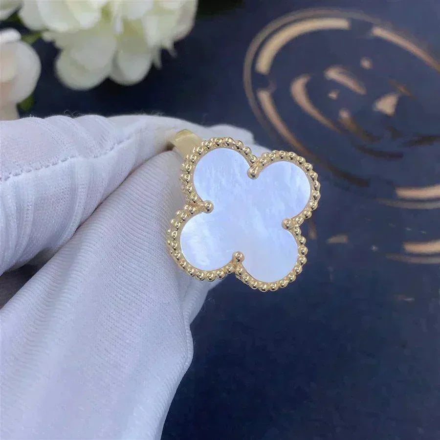 Imperial CLOVER WHITE MOP RING
