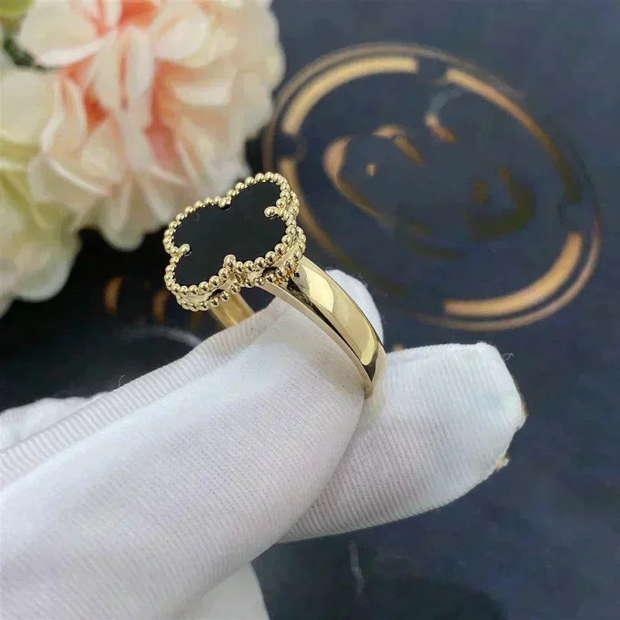 ¡®Imperial¡¯CLOVER ONYX RING